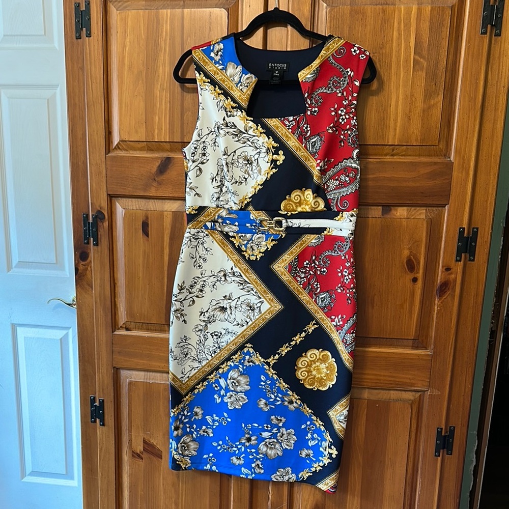 En Focus Blue and Red Sheath Dress - 12